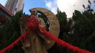 YUE LAO AND COUPLES Wong Tai Sin Temple  HK [upl. by Aiynat]