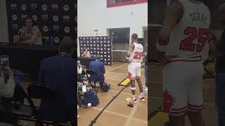 Dalen Terry asking Josh Giddey a question during Bulls media day [upl. by Zurn855]