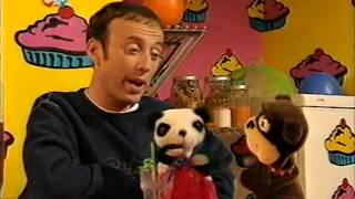 Sooty 0104 S01E12  Favourite Things [upl. by Goda]