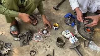 Toyota Corolla se saloon wheeler bearing change [upl. by Ahseen282]