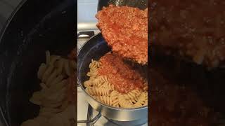 Pasta al ragù rigorosamente fatto in casa 🏡🧑‍🍳 [upl. by Kara-Lynn]