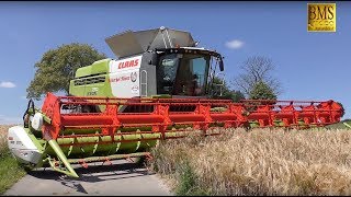 Getreideernte  Mähdrescher CLAAS LEXION 770 Terra Trac TT  biggest combine harvester harvest [upl. by Aikat]