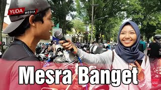 Butiran Debu  Rumor Pengamen Jalanan ft Cewek Cantik Berjilbab Mesra Banget Sumpah 😘 [upl. by Rina21]