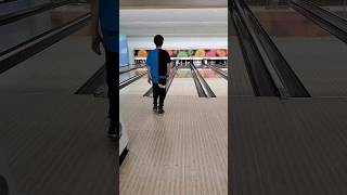 【ボウリング】平行ピンのスプリット🤣💦 ボウリング bowling バックアップ バックアッパー short shorts shortvideo [upl. by Corey]