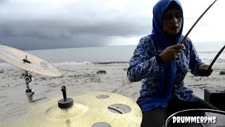 Gila hujanhujanan  PNS Cover di Pantai [upl. by Ahsilem]