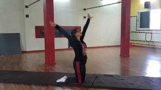 Enchaînement gymnastique bac sport [upl. by Ahsilahk623]