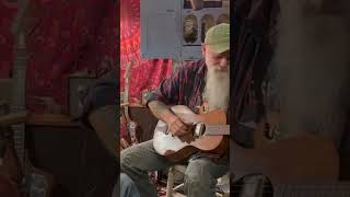 Seasick Steves famous serenade guitar shorts acousticmusic Seasicksteveofficial [upl. by Ankeny]