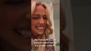 blonde chicken fart loud in the bathroom farting girls trending youtube comedy [upl. by Armyn]