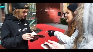 MEETING 5SOS AT SUNRISE  5SOS3 TOUR SYDNEY [upl. by Esiralc]