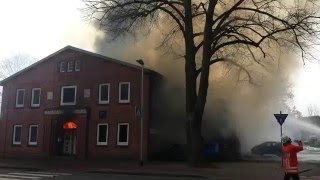 Feuer MTVTurnhalle in Winsen Luhe brennt 1 [upl. by Eldwin297]