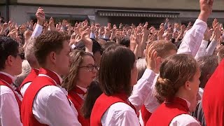 Letzter Sonntag im April Landsgemeinde in Appenzell [upl. by Lorine]