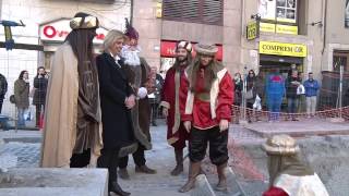 Una comitiva dels Reis de lOrient arriba a la Rambla de Figueres per lesvoranc [upl. by Nakeber216]