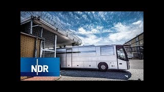 Gefangenentransport und Urteilsspruch  Wie geht das  NDR Doku [upl. by Tranquada]