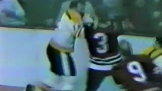 Keith Magnuson vs Wayne Cashman Jan 15 1972 [upl. by Roch156]