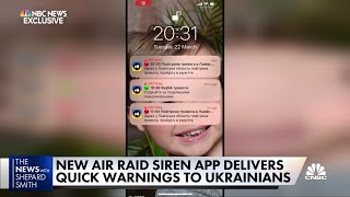 New air raid siren app delivers quick warnings to Ukrainians [upl. by Drofniw]