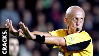 Pierluigi Collina der beliebteste Schiedsrichter der Welt der auch heute noch von sich reden macht [upl. by Chesna]