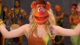 Shakira x Fozzie Bear Wocka Wocka [upl. by Leakcim]