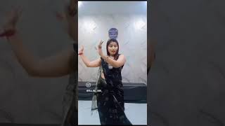 Aagri Koli Song Dance Gulabi Saree beautymakeover wedding maharashtrianbridalmakeup bridal [upl. by Anirbac904]