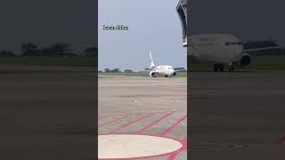 Malaysia Airlines arrival highlights aviation shotviralvideo [upl. by Elleinwad]