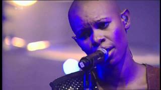 HD Skunk Anansie  Squander  Live  EWerk [upl. by Eudoxia]