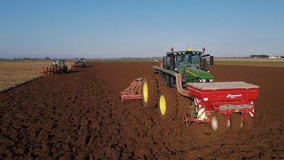 600ch au semis de blé en Vendée  3x John Deere  Combiné de 6m et 2x charrues [upl. by Montford]