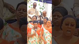 Hoziana Choir Yesu niwe gisubizo cyibibazo tugira🙏🙏🙏 [upl. by Eirrehs]