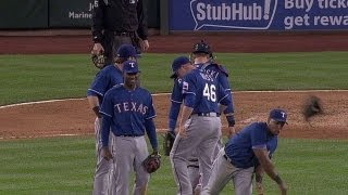 Elvis Andrus drives Adrian Beltre CRAZY between innings [upl. by Pincas]