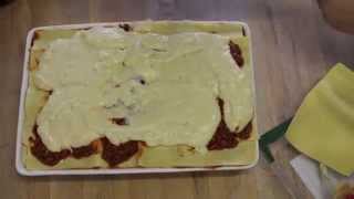 How to layer lasagne [upl. by Eidob]