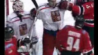 hockey CZE  CAN MS 2005 fight Bitka  Ryan SMyth [upl. by Aisayt]