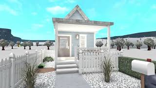 Coastal Home 7K Bloxburg Roblox  Cheap  1 story [upl. by Saffian]