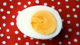 How to Make Perfect Hard Boiled Eggs Easy to Peel No Green Ring [upl. by Kcirrez851]