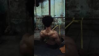 Seated row 🔥🏋️ fitness calisthenics shorts youtubeshorts [upl. by Nelyak85]