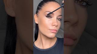 makeupshorts makeup quickandeasymakeuplook makeuptutorial beauty eyemakeupoftheday [upl. by Teilo]