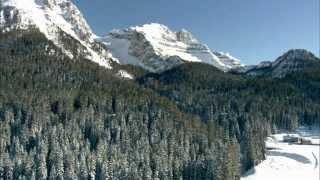 Skiing in Val di Sole  Trentino FolgaridaMarilleva Tonale e Pejo [upl. by Terti]