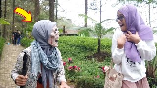 ZOMBIE PRANK bikin teriak histeris Funny Video Prank [upl. by Ardaed430]