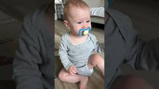 How to get rid of the pacifier 👏👌 momhack momlifehacks pacifier babypacifier hack mom baby [upl. by Drawyah305]