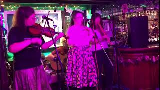 The Drowning At Bruckless irishmusic folkmusic livemusic witches jig gig [upl. by Seldun]