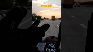 PRO Tip For Riders🏍️🏍️New Bikers Zarur Dekhe💯shorts [upl. by Gnim706]