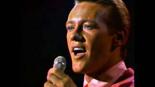 Righteous Brothers  Unchained Melody Live  Best Quality 1965 [upl. by Egdirdle599]