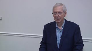 Breaking News Sen Mitch McConnell Freezes Again at Event [upl. by Sikata]