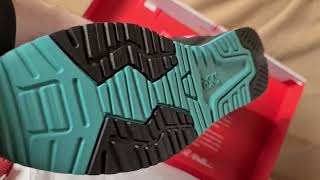 Asics Gel Lyte III OG Unboxing Video [upl. by Ileray131]