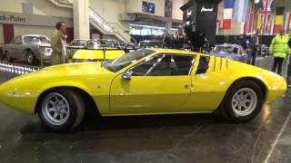 De Tomaso Mangusta incredible sound and start up techno classica [upl. by Ennovahs]