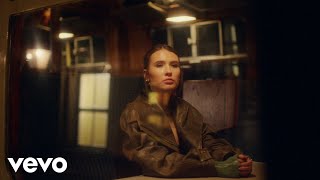 Mimi Webb  Last Train To London I Wont Look Back Official Music Video [upl. by Stesha]