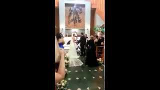 Novia le canta al Novio en su boda IMPACTANTE [upl. by Indihar316]