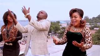 Bony Mwaitege  Tunapendwa Na Mungu Official Music Video [upl. by Arrotal648]