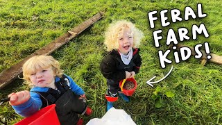 Wild Kids help mum on sheep farm 🧒 🧒 👶 [upl. by Siroval]