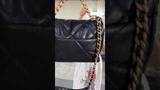 Chanel 19 Flap Bag Black Quilted Leather amp CC Chain Link – Luxe Style Review [upl. by Keiko]