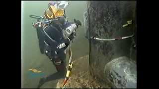 Commercial air divers carrying out underwater inspection NDT [upl. by Wing]