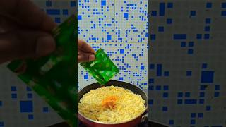 Aaj kal ke bacche foodshorts indiansnacks foodvlog indianstreetfood funny noodles comedy [upl. by Bryce]