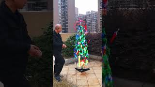 The holographic Christmas tree breaks the convention and subverts the imagination The holographic [upl. by Arrek]